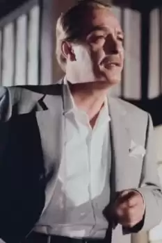 Meclis, medeni kanunu kabul eder.